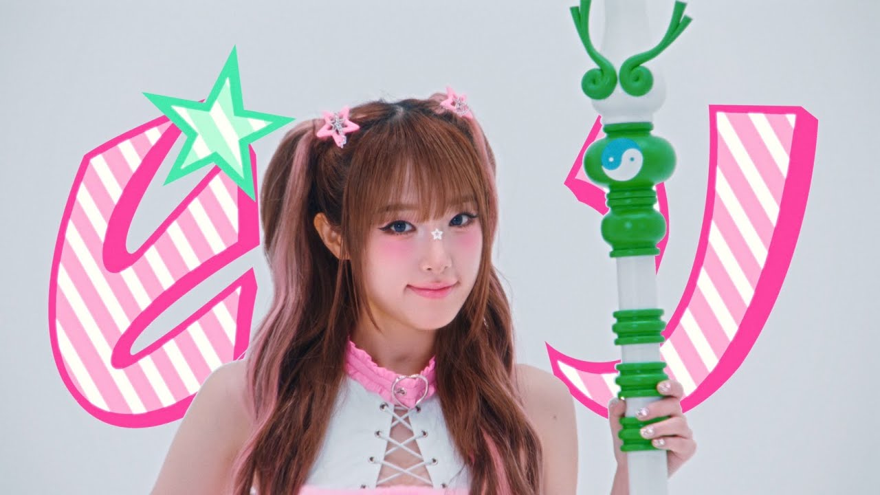YENA「STAR! (feat. Hatsune Miku)」